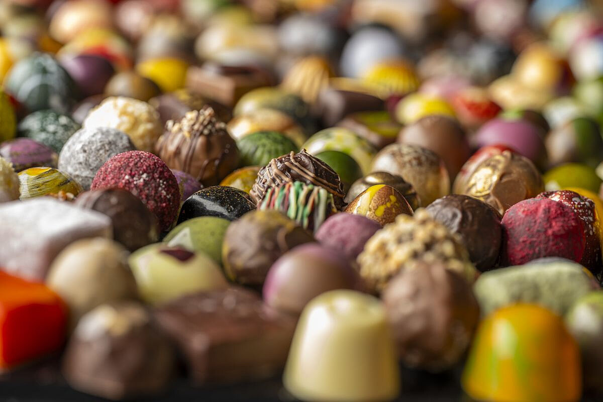 Pralinen und Konfekt mit Herz & Handschrift – Kreativität, Genuss und Perfektion