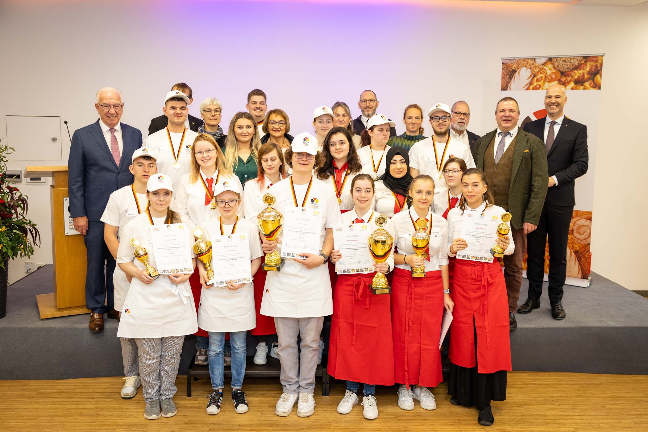 Deutsche Meisterschaft der Bäckerjugend in Weinheim: Wimpernschlagfinale bei den Jahrgangsbesten
