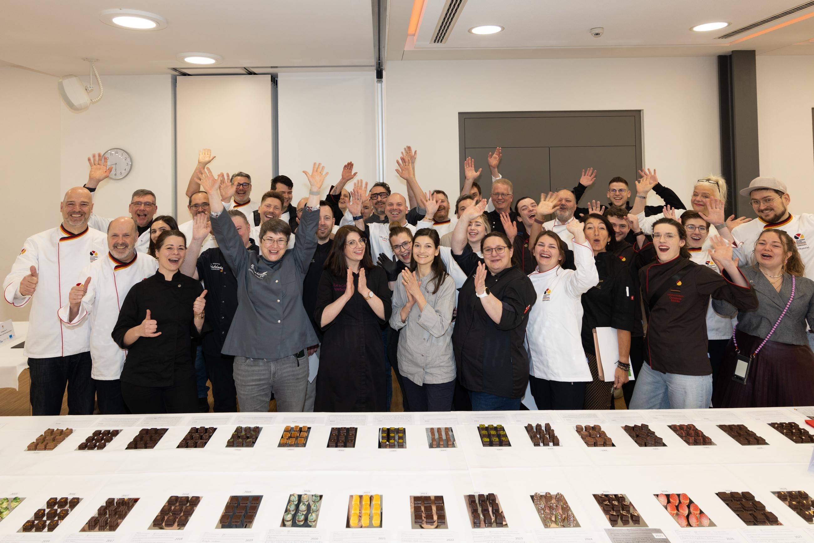 Rekordbeteiligung beim Chocolate Award 2025: Weinheim wurde zur größten Pralinentheke Deutschlands