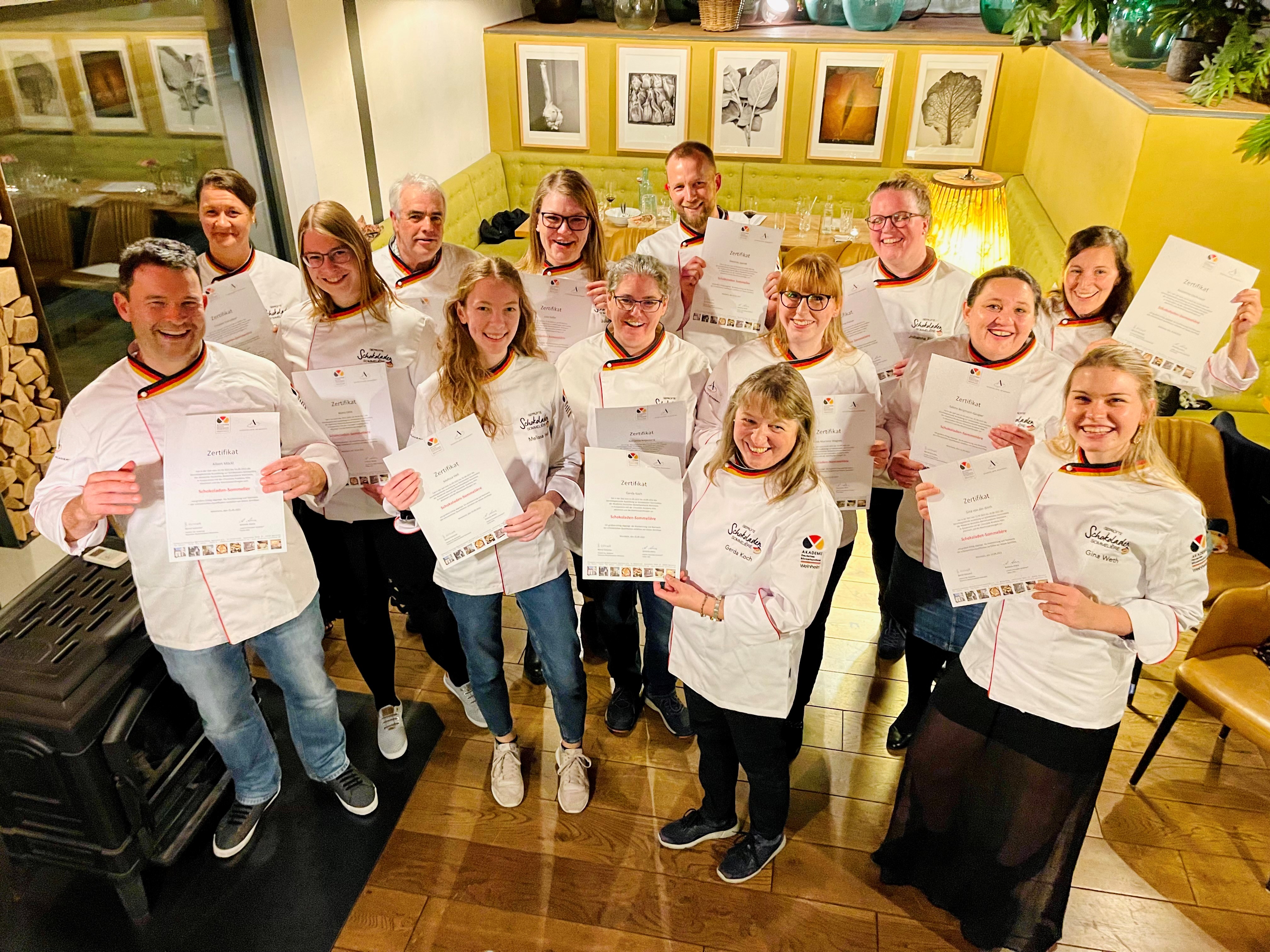 Sehr kreative Schokoladen-Projekte bei der fünften Sommelier-Ausbildung in Weinheim